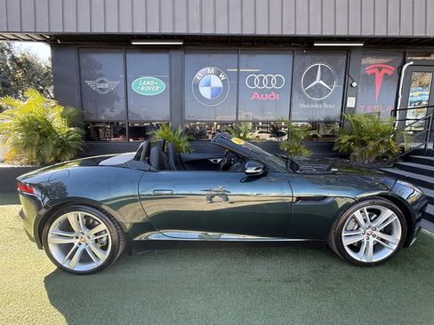 Used 2016 Jaguar F-TYPE Convertible image 8