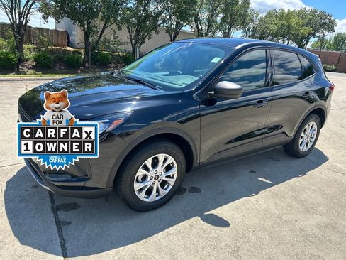 Used 2025 Ford Escape Active AWD/4WD image 1