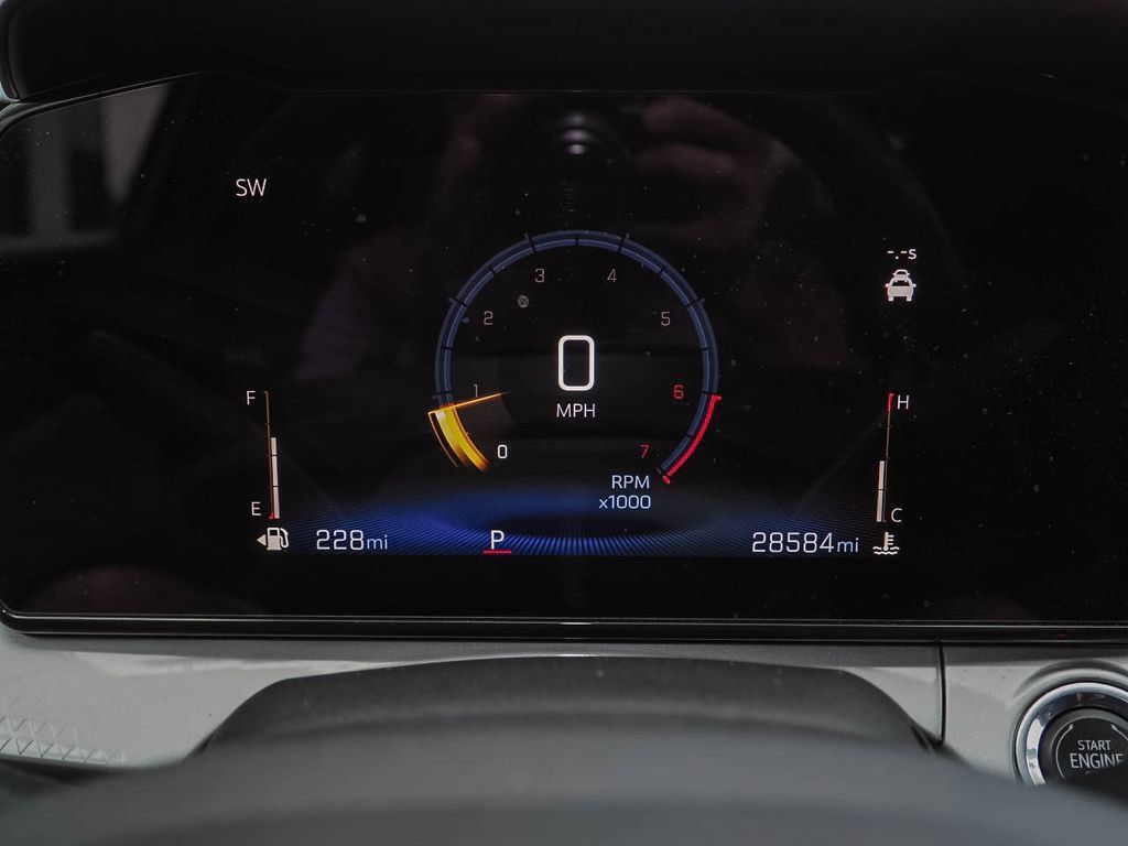 Certified 2024 Chevrolet Trax LT w/ Driver Confidence Package FWD image 15