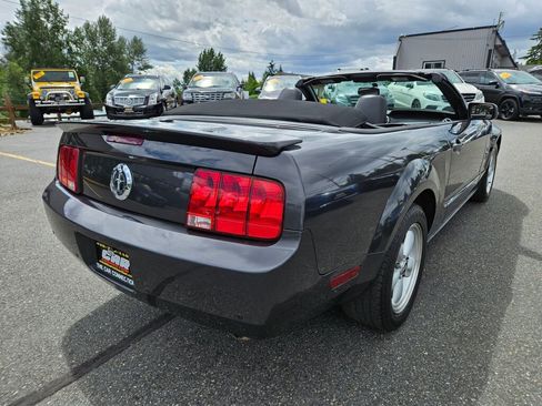 Used 2007 Ford Mustang Premium RWD image 11