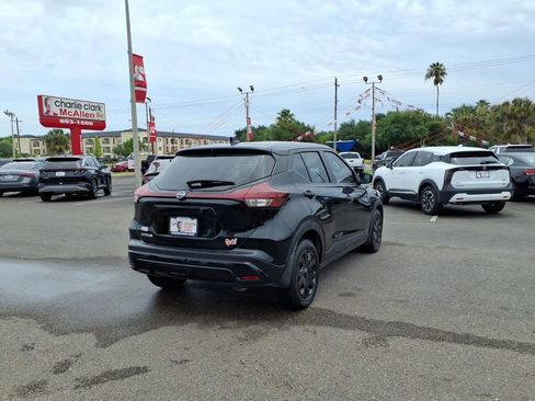 Used 2024 Nissan Kicks S FWD image 5