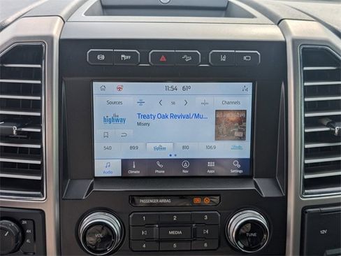 Used 2021 Ford F250 Platinum w/ FX4 Off-Road Package image 19