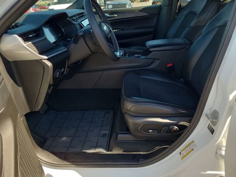 Used 2024 Jeep Grand Cherokee L Altitude image 19