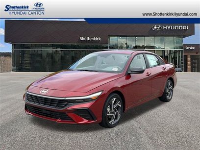 New 2025 Hyundai Elantra SEL