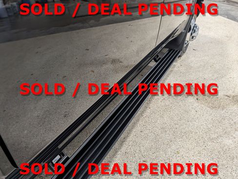 Used 2022 Chevrolet Silverado 3500 High Country image 10