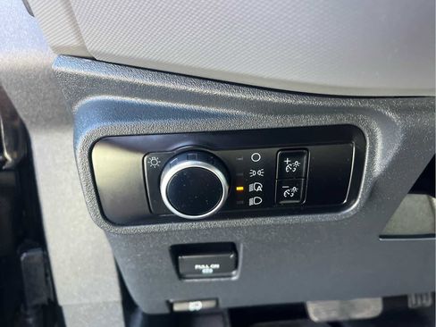 Used 2023 Ford Bronco Big Bend w/ Sasquatch Package image 32