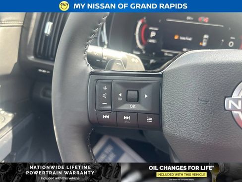New 2026 Nissan Pathfinder Platinum AWD/4WD image 19