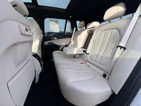 Used 2019 BMW X5 xDrive40i w/ Convenience Package image 21