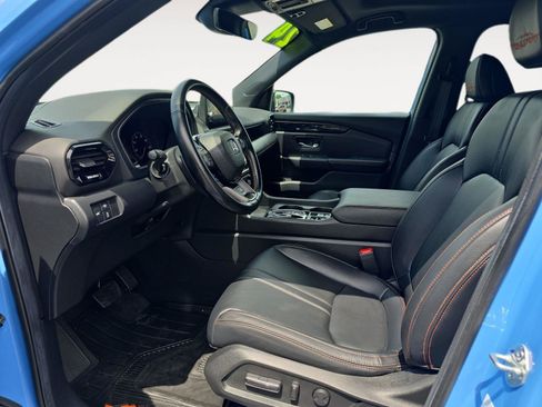 Used 2024 Honda Pilot TrailSport image 10