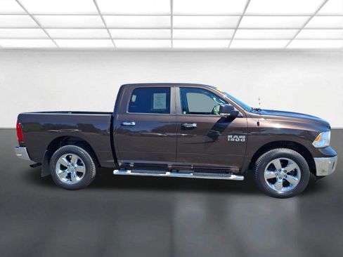Certified 2017 RAM 1500 Big Horn AWD/4WD image 2