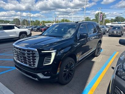 Used 2025 GMC Yukon Denali w/ Sun & Power Step Package