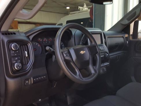 Used 2020 Chevrolet Silverado 2500 W/T w/ WT Convenience Package AWD/4WD image 12