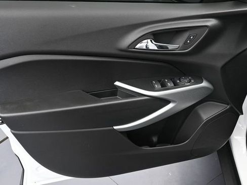 New 2026 Chevrolet Trax RS w/ Driver Confidence Package FWD image 20