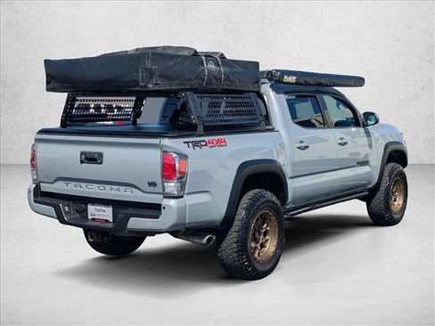 Used 2020 Toyota Tacoma TRD Off-Road w/ Technology Package AWD/4WD image 5
