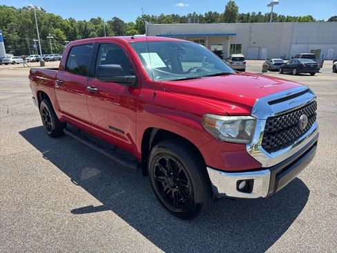 Used 2019 Toyota Tundra SR5 w/ SR5 Upgrade Package RWD image 3