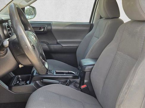 Used 2019 Toyota Tacoma SR w/ SR Convenience Package image 16