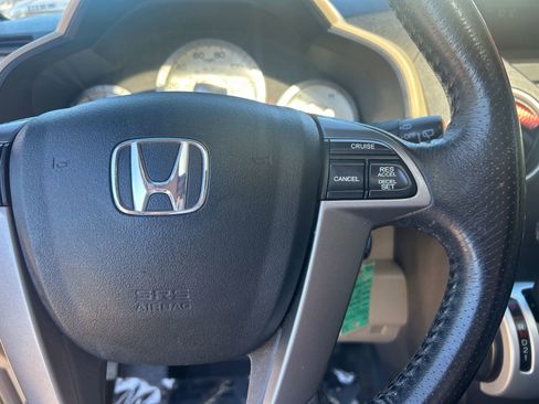 Used 2011 Honda Pilot EX-L image 17