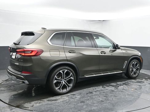 Used 2023 BMW X5 xDrive40i w/ Premium Package image 10