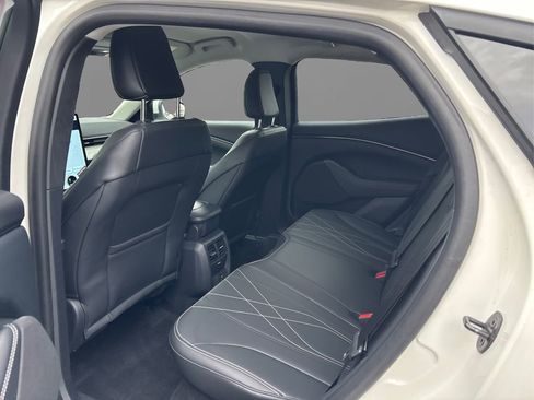 Used 2022 Ford Mustang Mach-E Select image 10