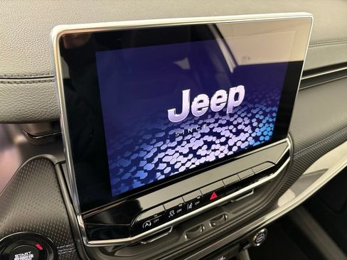 New 2026 Jeep Compass Latitude AWD/4WD image 25