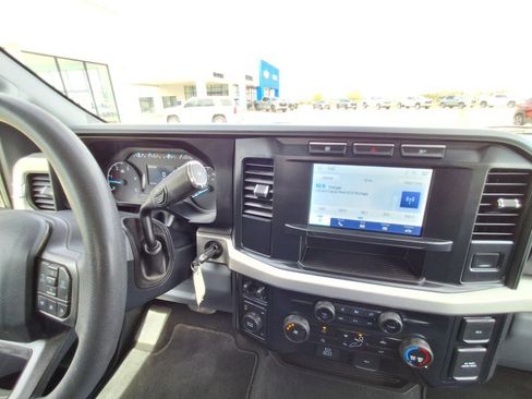 Used 2023 Ford F350 XLT image 18