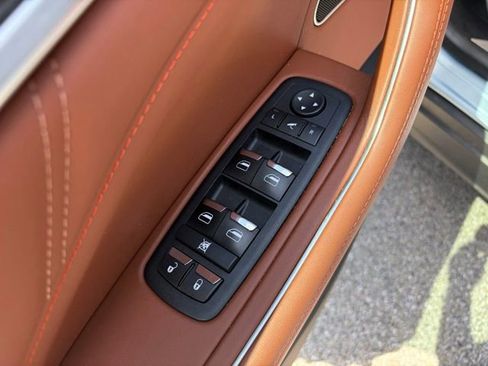 Used 2023 Maserati Levante F Tributo AWD/4WD image 17
