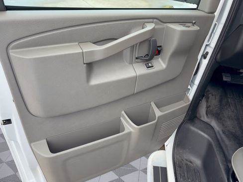 Certified 2025 GMC Savana 2500 w/ Driver Convenience Package RWD image 14