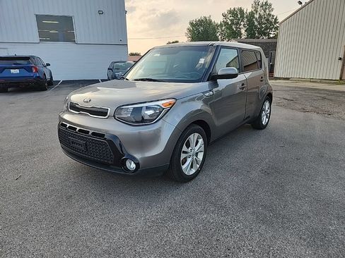 Used 2016 Kia Soul + w/ Primo Package FWD image 7