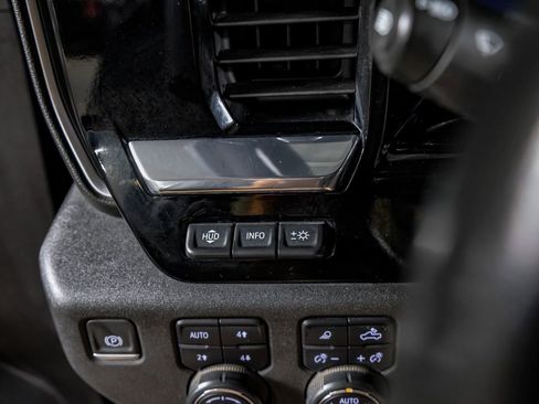 Used 2024 Chevrolet Silverado 2500 High Country w/ High Country Premium Package image 26