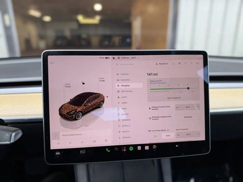 Used 2022 Tesla Model 3 Long Range AWD/4WD image 30