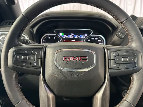 Used 2022 GMC Sierra 2500 AT4 w/ AT4 Premium Plus Package AWD/4WD image 25