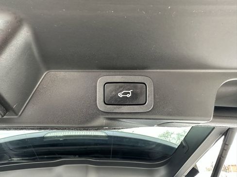 Used 2016 Land Rover Range Rover Sport HSE image 44