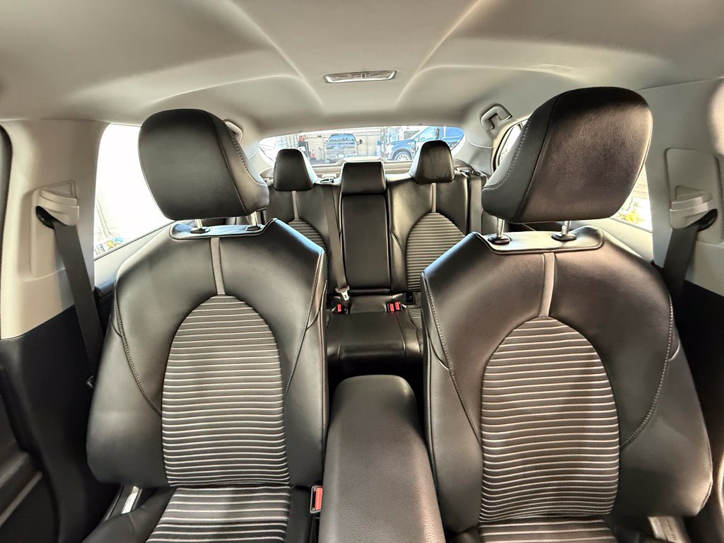 Used 2024 Toyota Camry SE FWD image 27