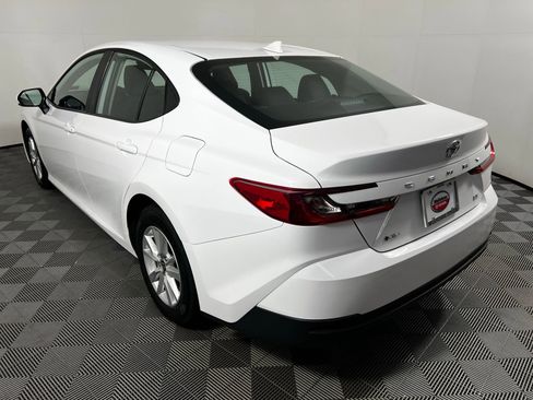 Certified 2025 Toyota Camry LE image 7