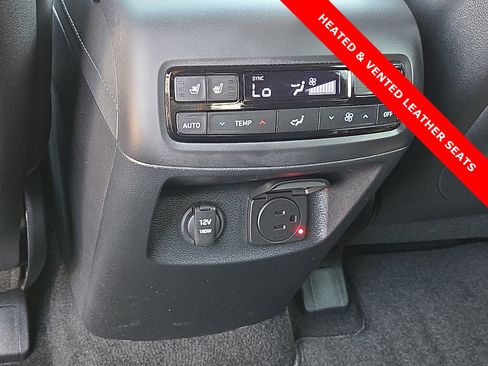Used 2025 Hyundai Palisade Calligraphy AWD/4WD image 12