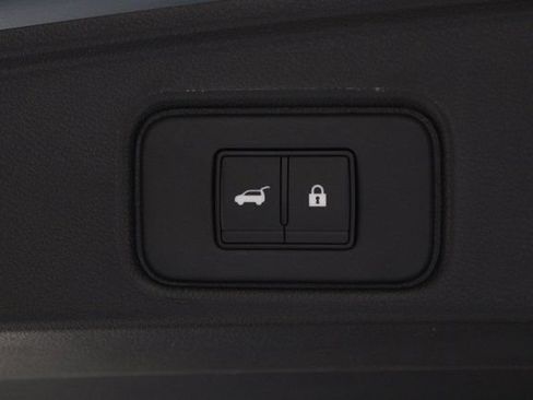 New 2026 Nissan Pathfinder Platinum w/ Cargo Package FWD image 21