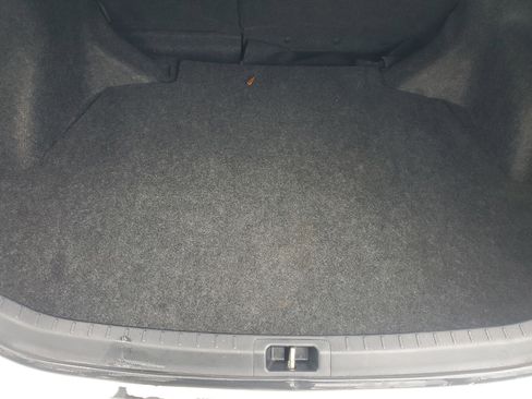 Used 2016 Toyota Corolla LE image 8