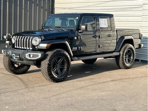 Used 2020 Jeep Gladiator Overland image 6
