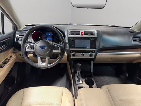 Used 2017 Subaru Outback 2.5i Limited AWD/4WD image 12