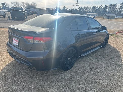 Used 2021 Toyota Corolla XSE image 8