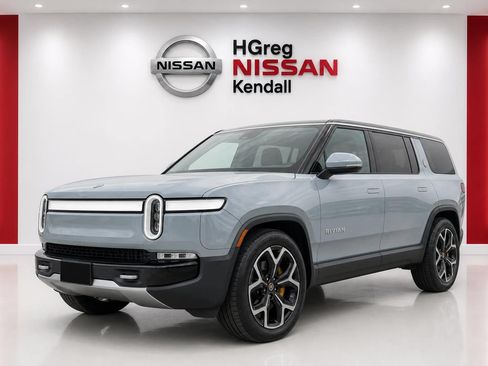 Used 2024 Rivian R1S Adventure AWD/4WD image 6