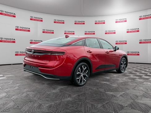 Certified 2024 Toyota Crown Limited image 3