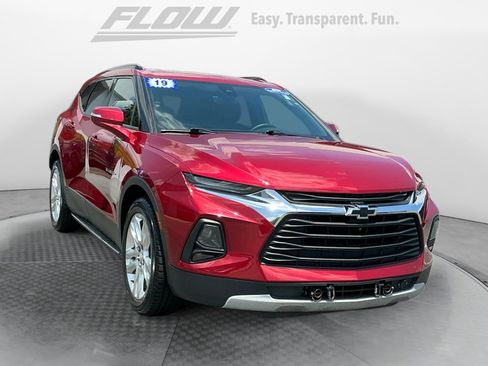 Used 2019 Chevrolet Blazer LT w/ Sun and Wheels Package FWD image 1