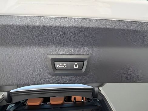 Used 2023 BMW X3 sDrive30i w/ M Sport Package image 36