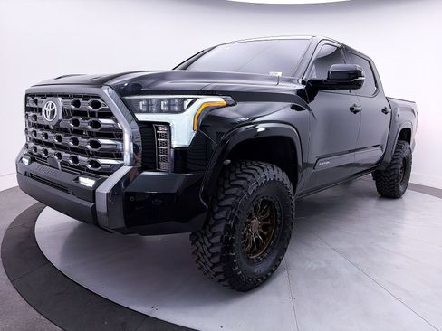 Used 2024 Toyota Tundra Platinum AWD/4WD image 15