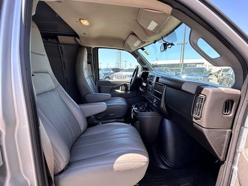 New 2026 GMC Savana 2500 w/ Driver Convenience Package RWD image 11
