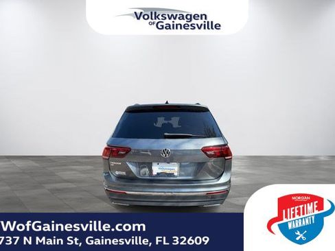 Used 2021 Volkswagen Tiguan SE FWD image 5