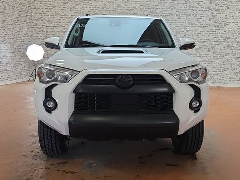 Used 2021 Toyota 4Runner TRD Off-Road Premium image 2
