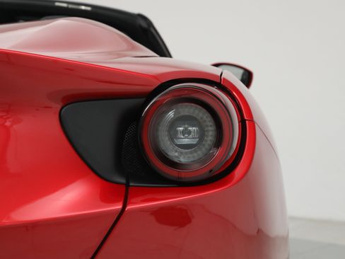 Certified 2023 Ferrari Portofino M RWD image 18