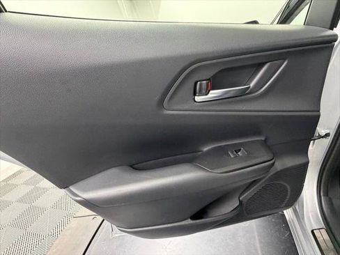 Certified 2025 Toyota Prius Plug-In Hybrid FWD image 38